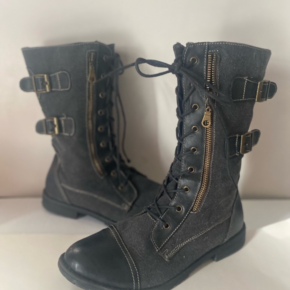 Boots - Picture 13 of 15